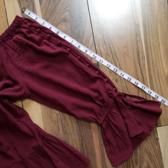 Loft off shoulder ruffle top - Picture 2 of 8